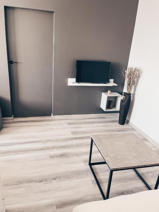Pavasario G. Apartamentai Mažeikiai 外观 照片